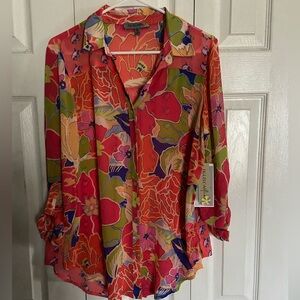 Women’s shirt M